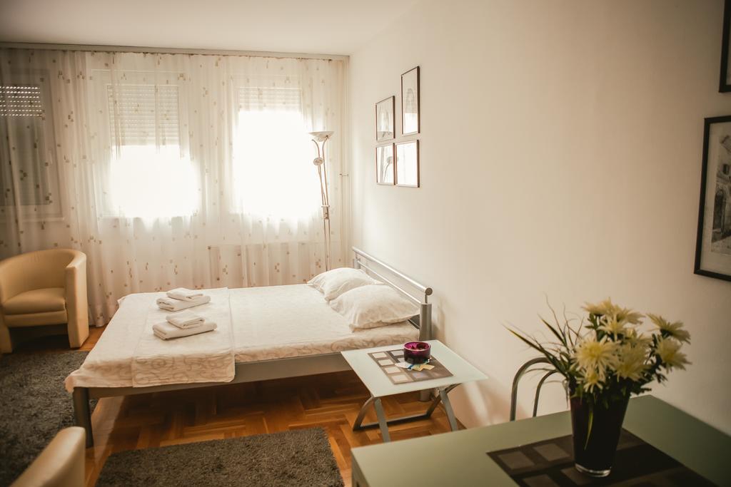 Apartment Stela Belgrade Luaran gambar